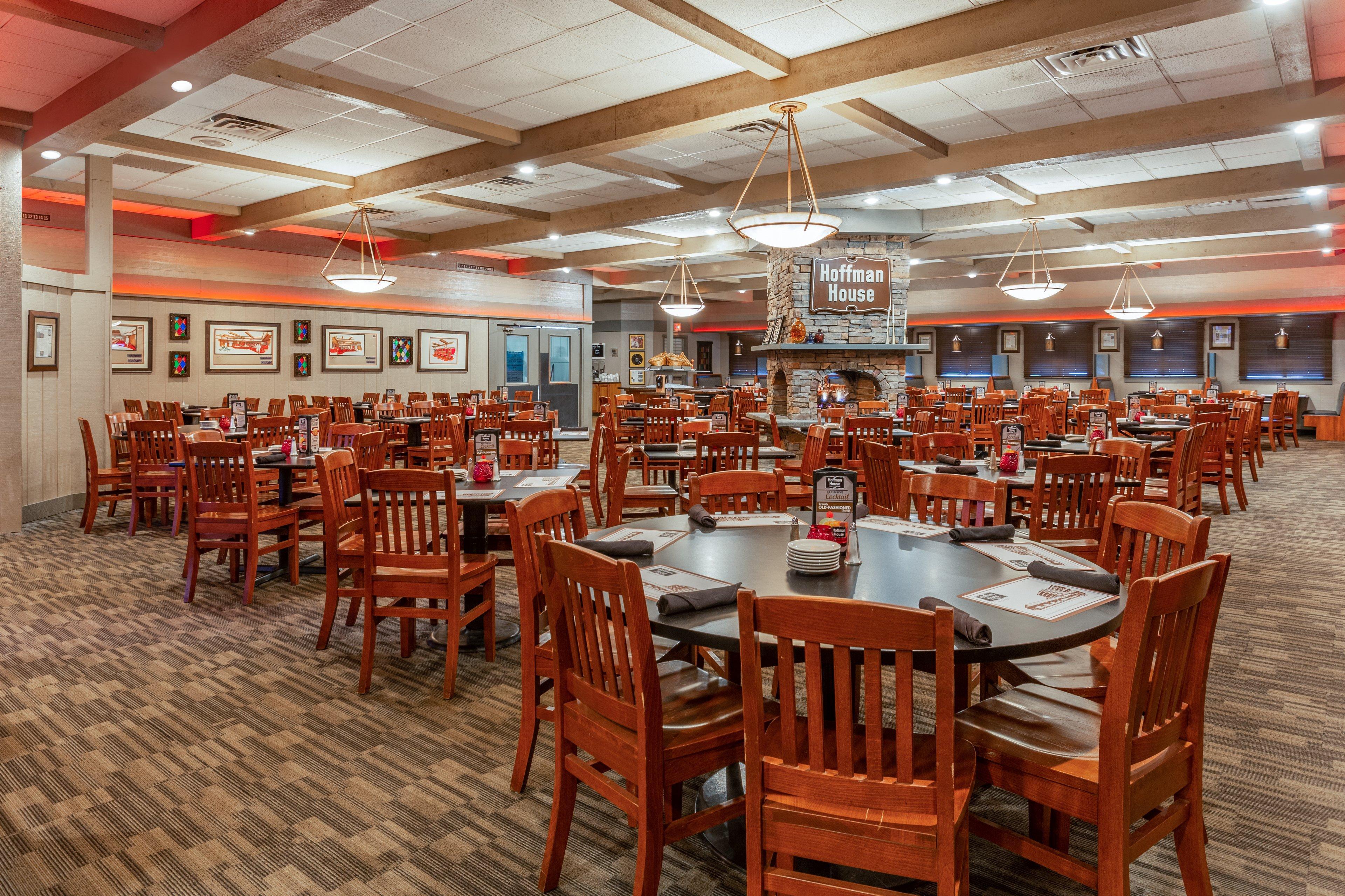 Holiday Inn Rockford By Ihg Exterior foto