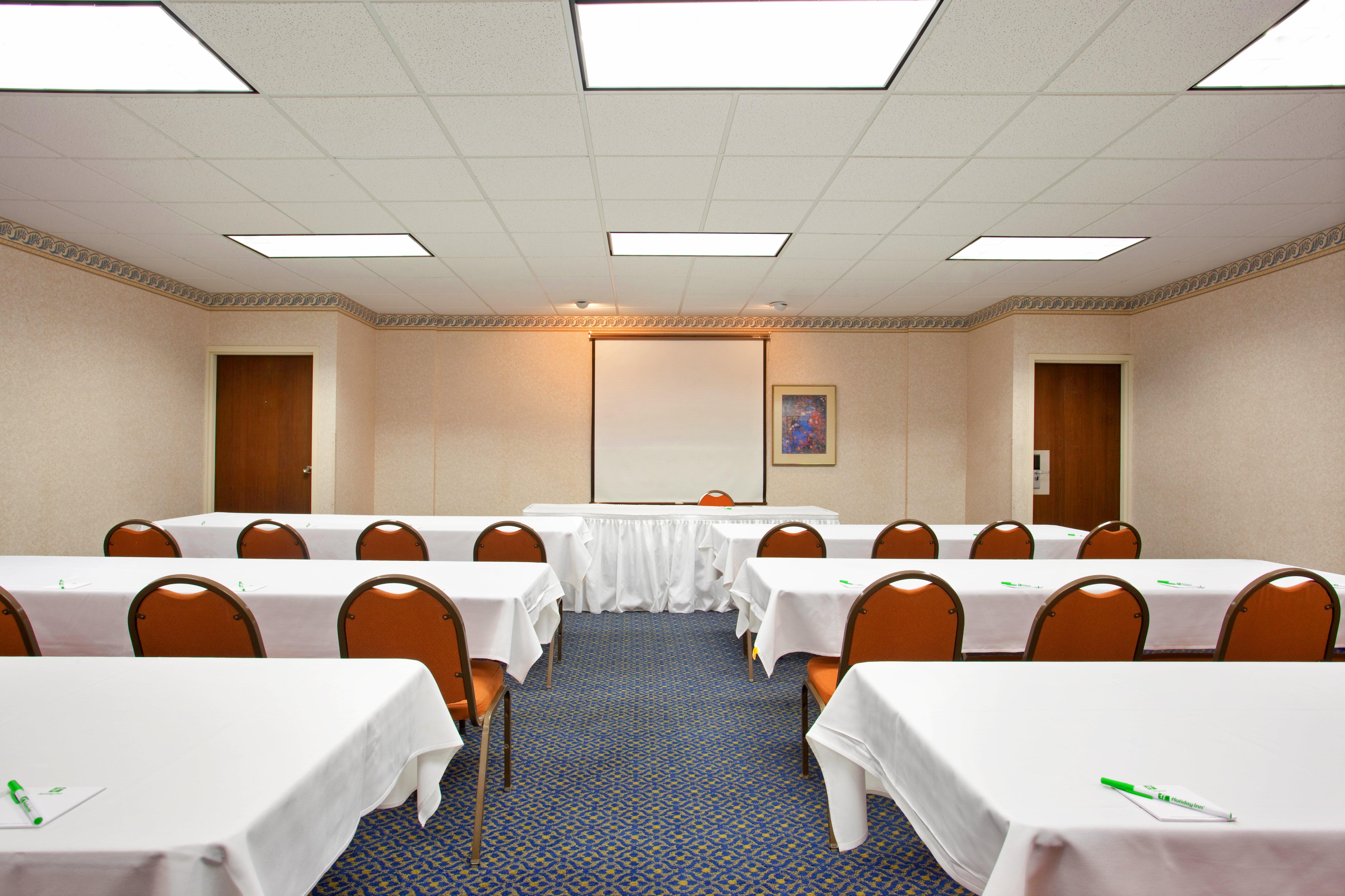 Holiday Inn Rockford By Ihg Exterior foto