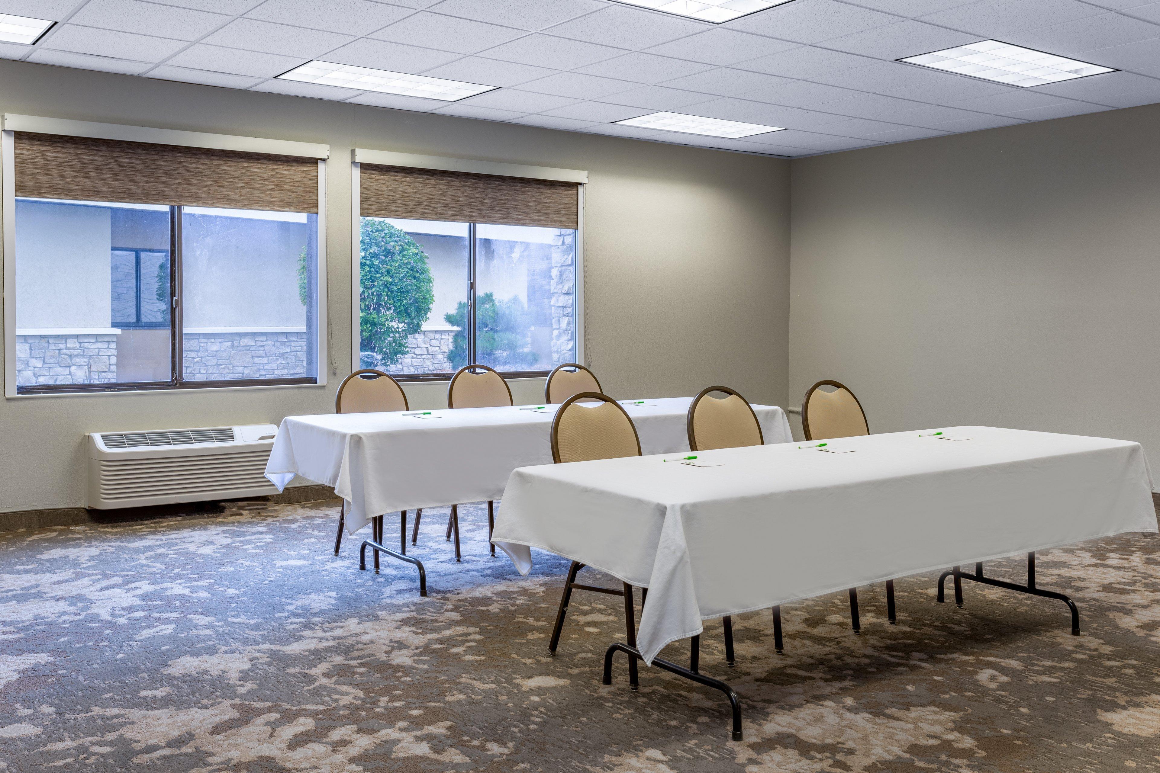 Holiday Inn Rockford By Ihg Exterior foto